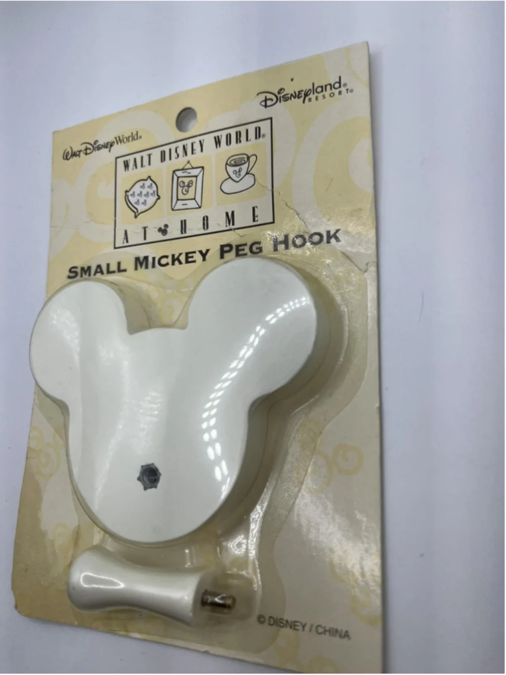Walt Disney World Disneyland Mickey Peg Hook Home DECOR , WHITE SEE ALL